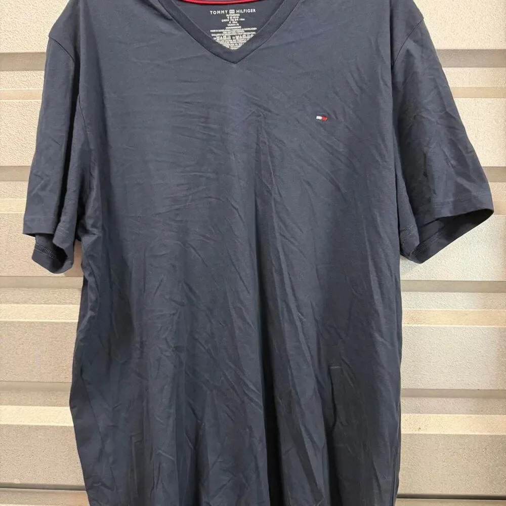 Tommy-hilfiger Men's Navy and Blue T-shirt